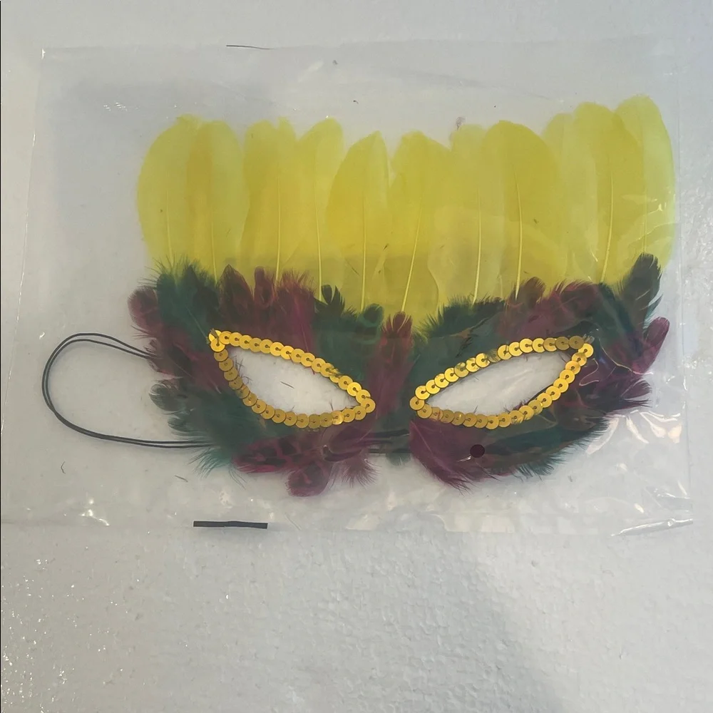Feather sequin Mask yellow purple green Halloween Mardi Gras cosplay theater new